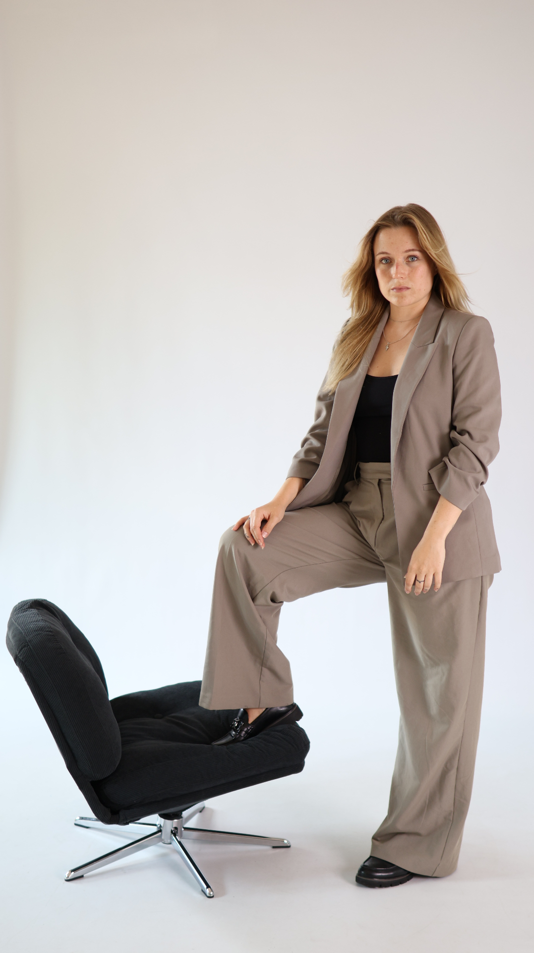 Portrait — Business